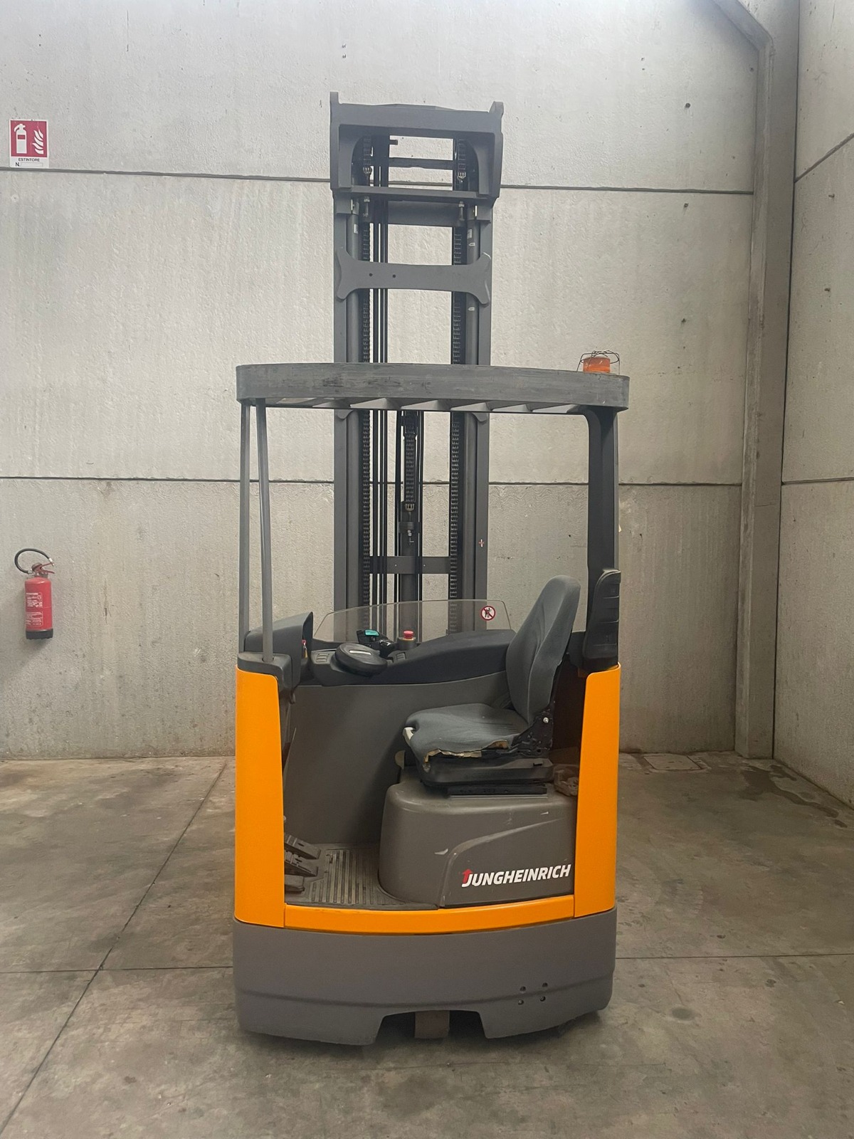 Transpallet retrattile Jungheinrich ETV 214 – 3