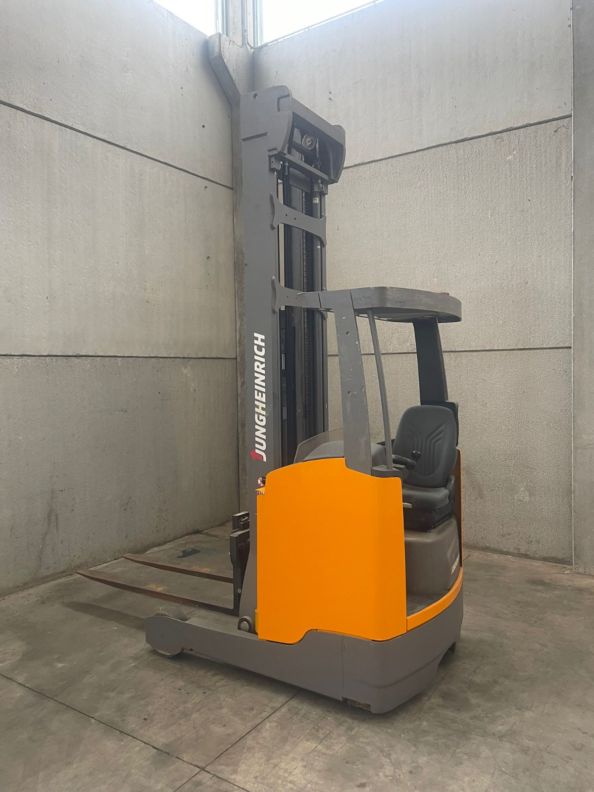 Transpallet retrattile Jungheinrich ETV 214 – 5454