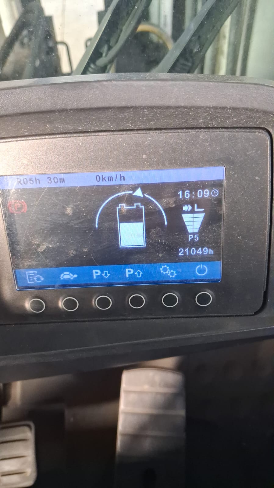 Muletto Elettrico Jungheinrich EFG 550s – 2020 – 4.990 kg _ 3