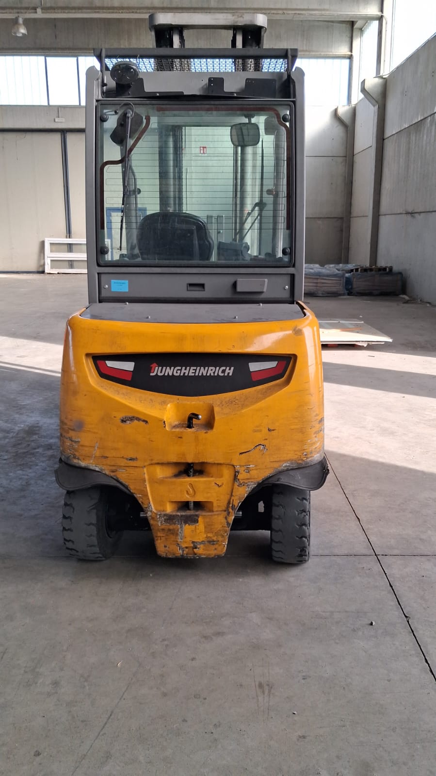 Muletto Elettrico Jungheinrich EFG 550s – 2020 – 4.990 kg – 5 m