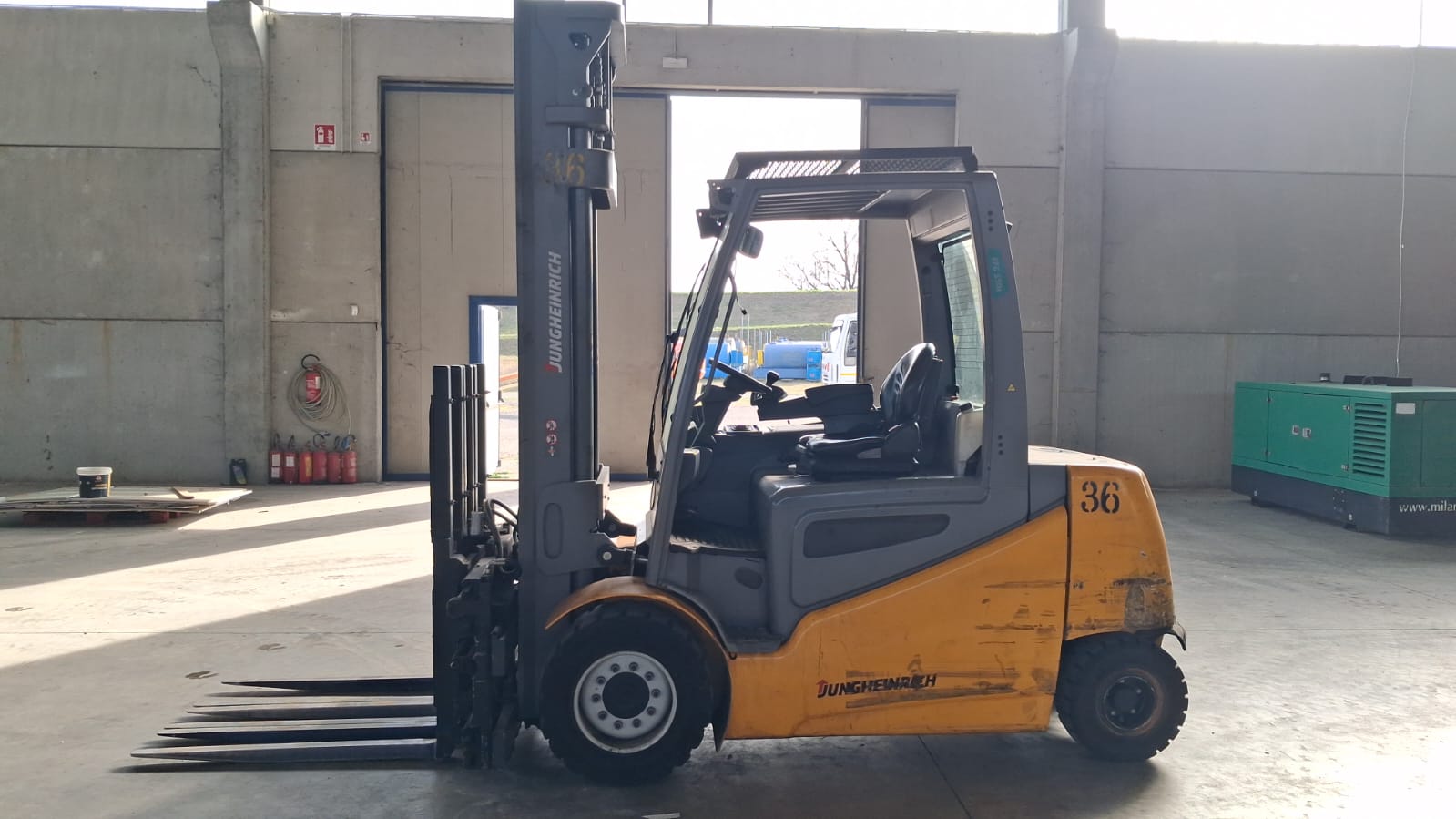 Muletto elettrico Jungheinrich EFG 550s – 6920