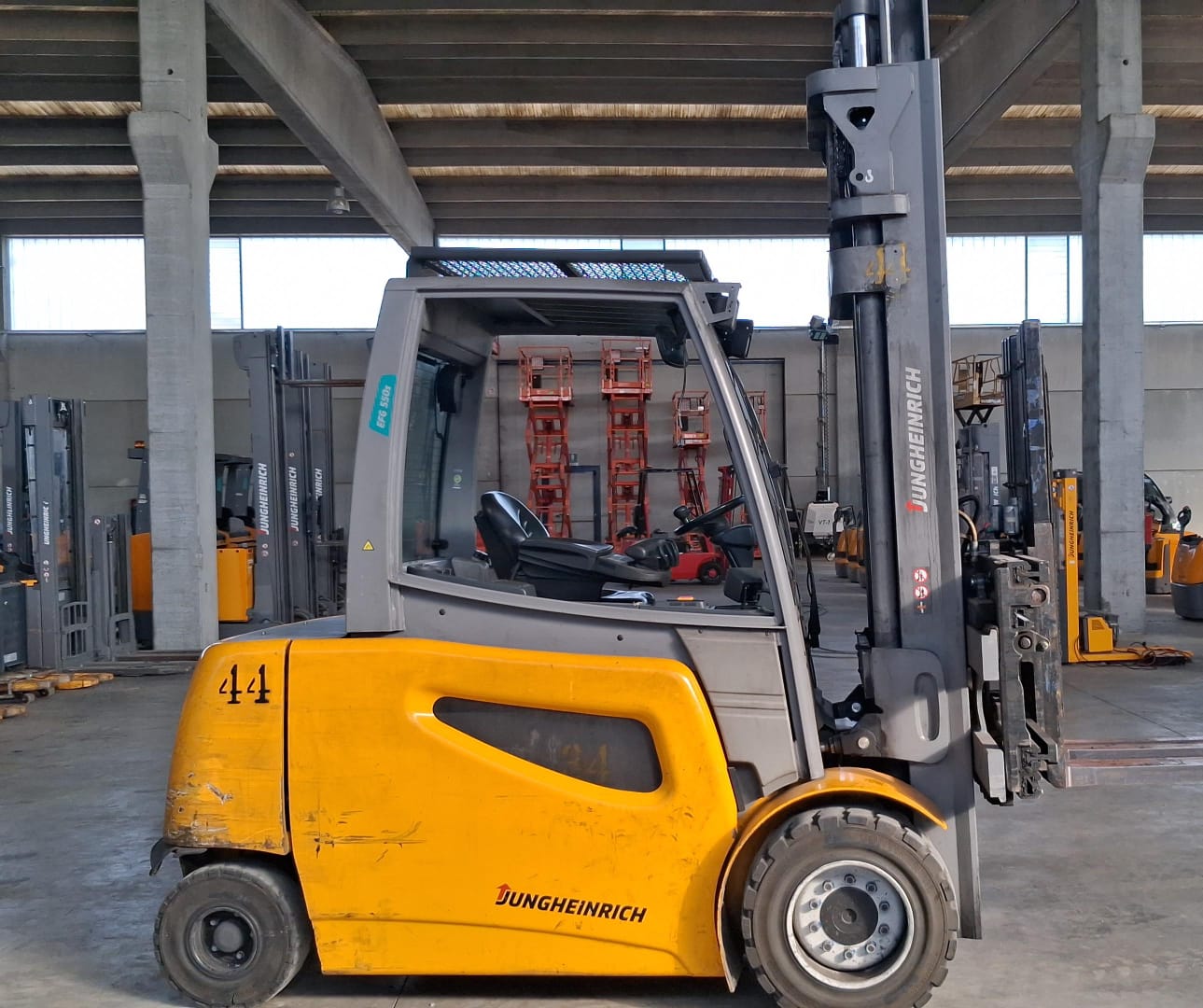 Muletto elettrico Jungheinrich EFG 550s – 6923